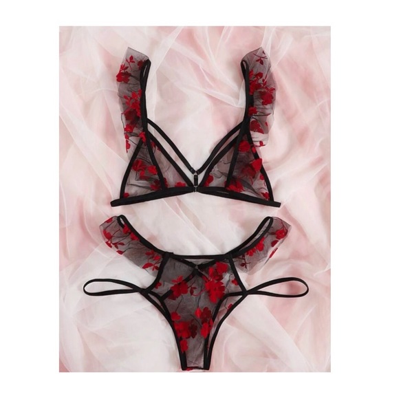 Bra & Panty set (M) - Picture 2 of 4